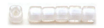 トーホービーズ 四角ビーズ（3mm） 外径約3mm カラーNo.981